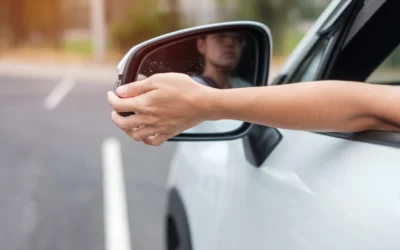 Adjusting Your Mirrors Correctly Prevents Accidents: A Simple Habit That Makes a Big Difference